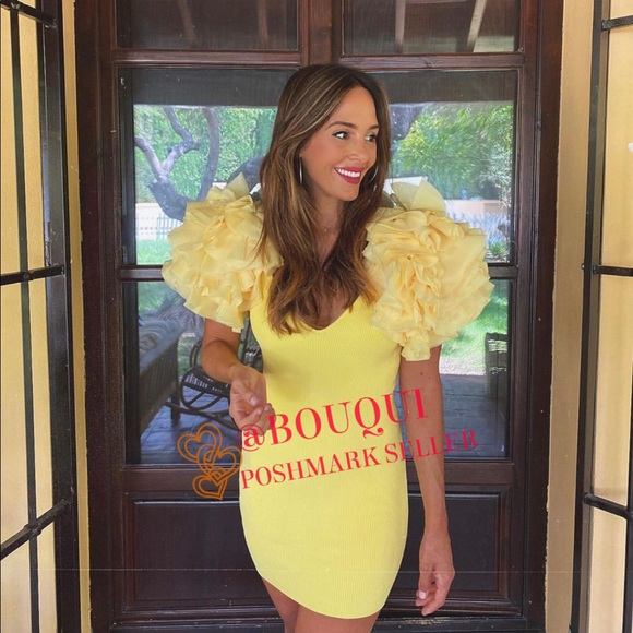 BLOGGERS FAV ZARA CONTRASTING MINI KNIT DRESS - Picture 6 of 16